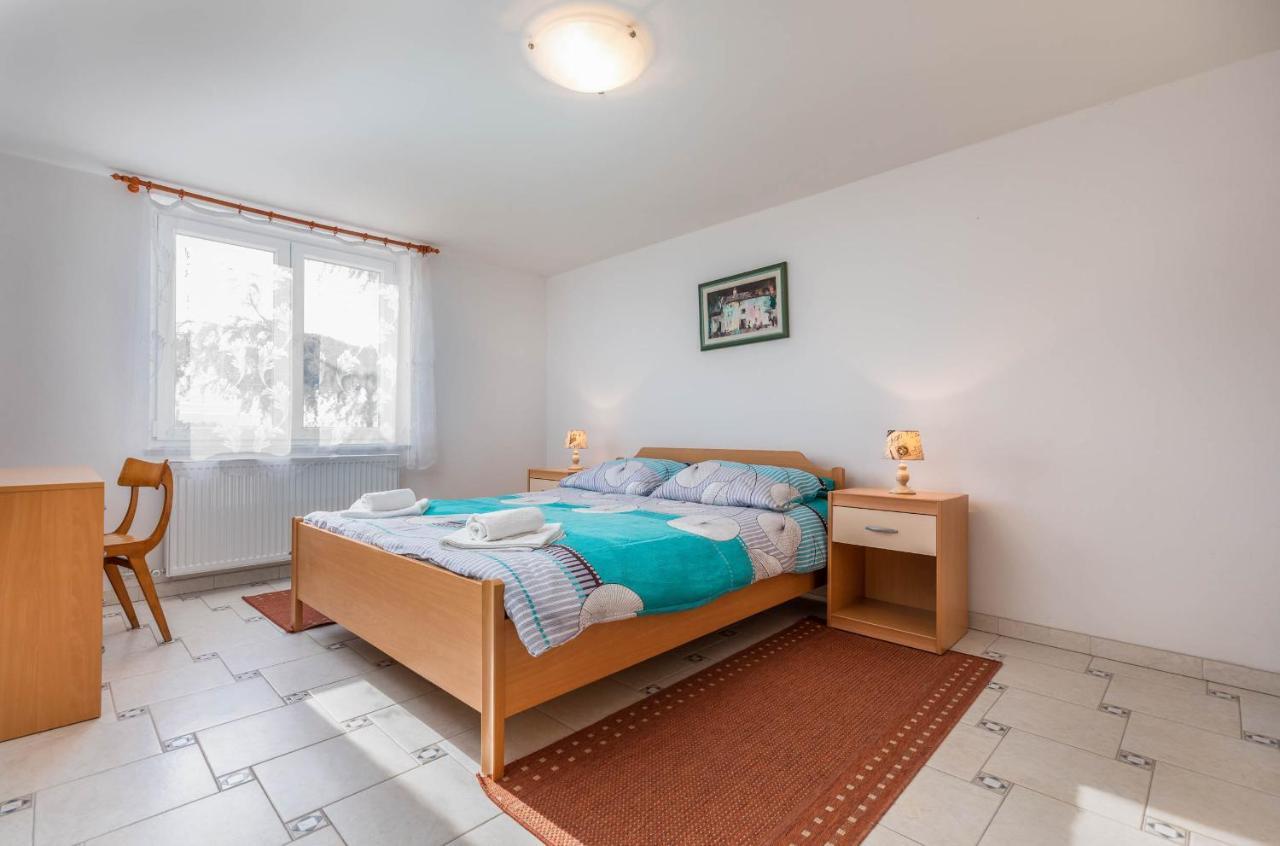 Apartment Villa Nera PUY Eksteriør bilde